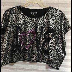 TOTAL GIRL woman top w/ purple bling heart sign